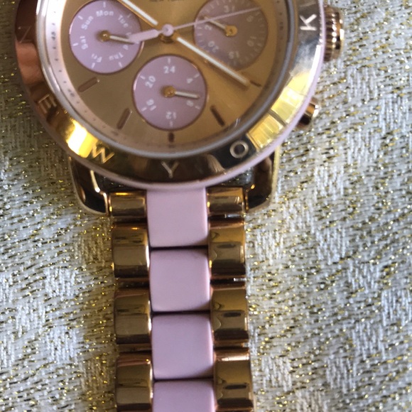Rose Gold Coach Watch - Picture 3 of 5